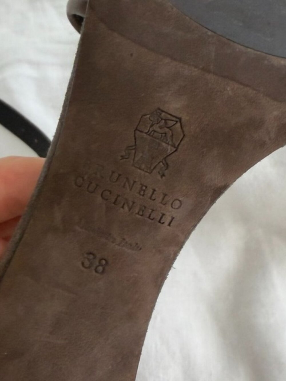 Brunello Cucinelli Heeled Sandal - brown suede with beading - Picture 6 of 9